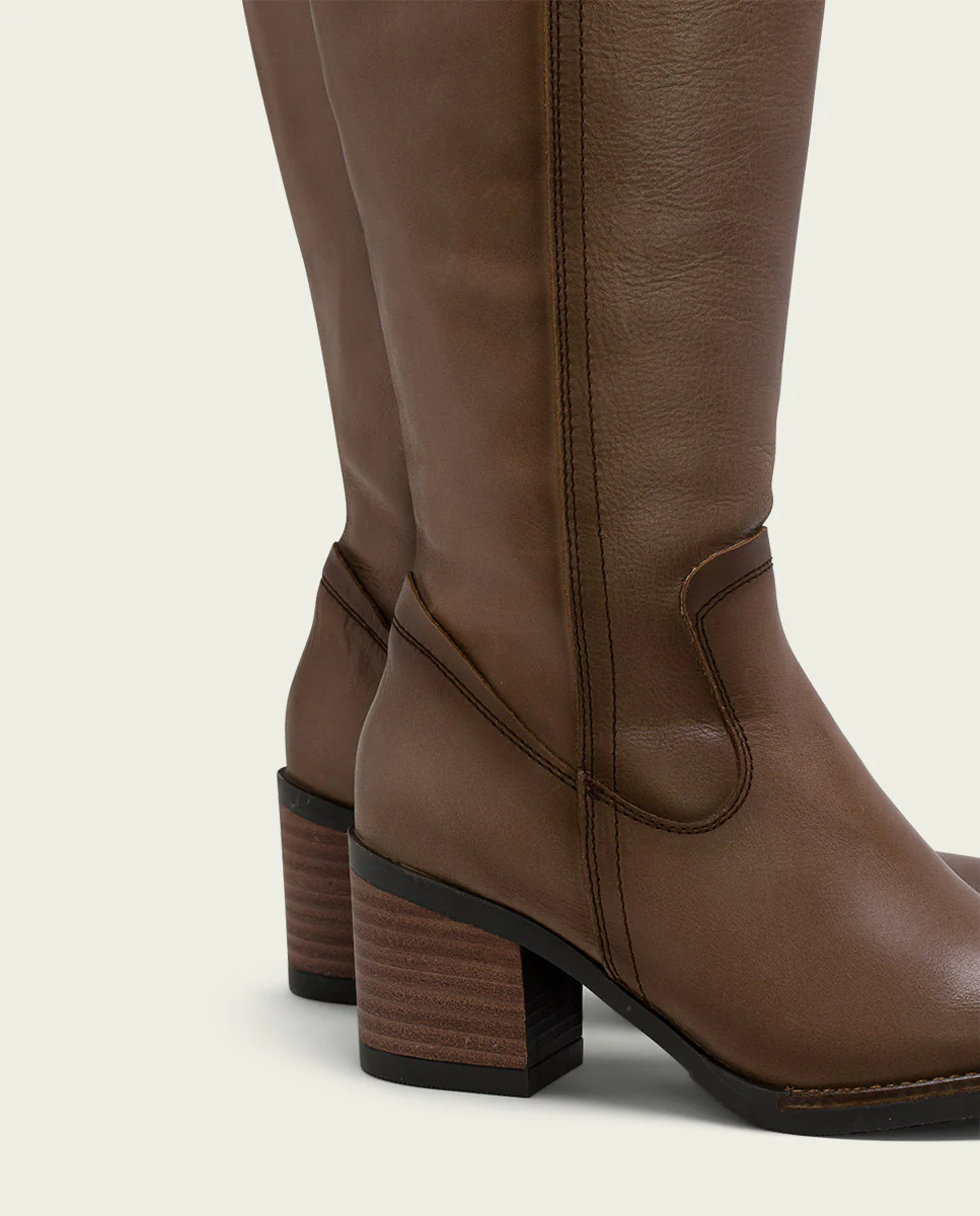 BOTAS DE PIEL TAUPE CON CREMALLERA JEMMA - Image 4