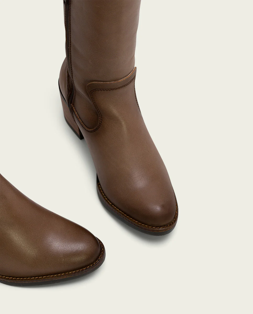 BOTAS DE PIEL TAUPE CON CREMALLERA JEMMA - Image 5